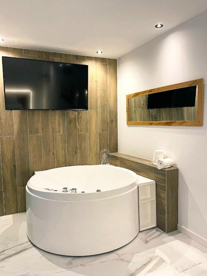 Cordoba Boutique Vv Con Jacuzzi Apartment ภายนอก รูปภาพ
