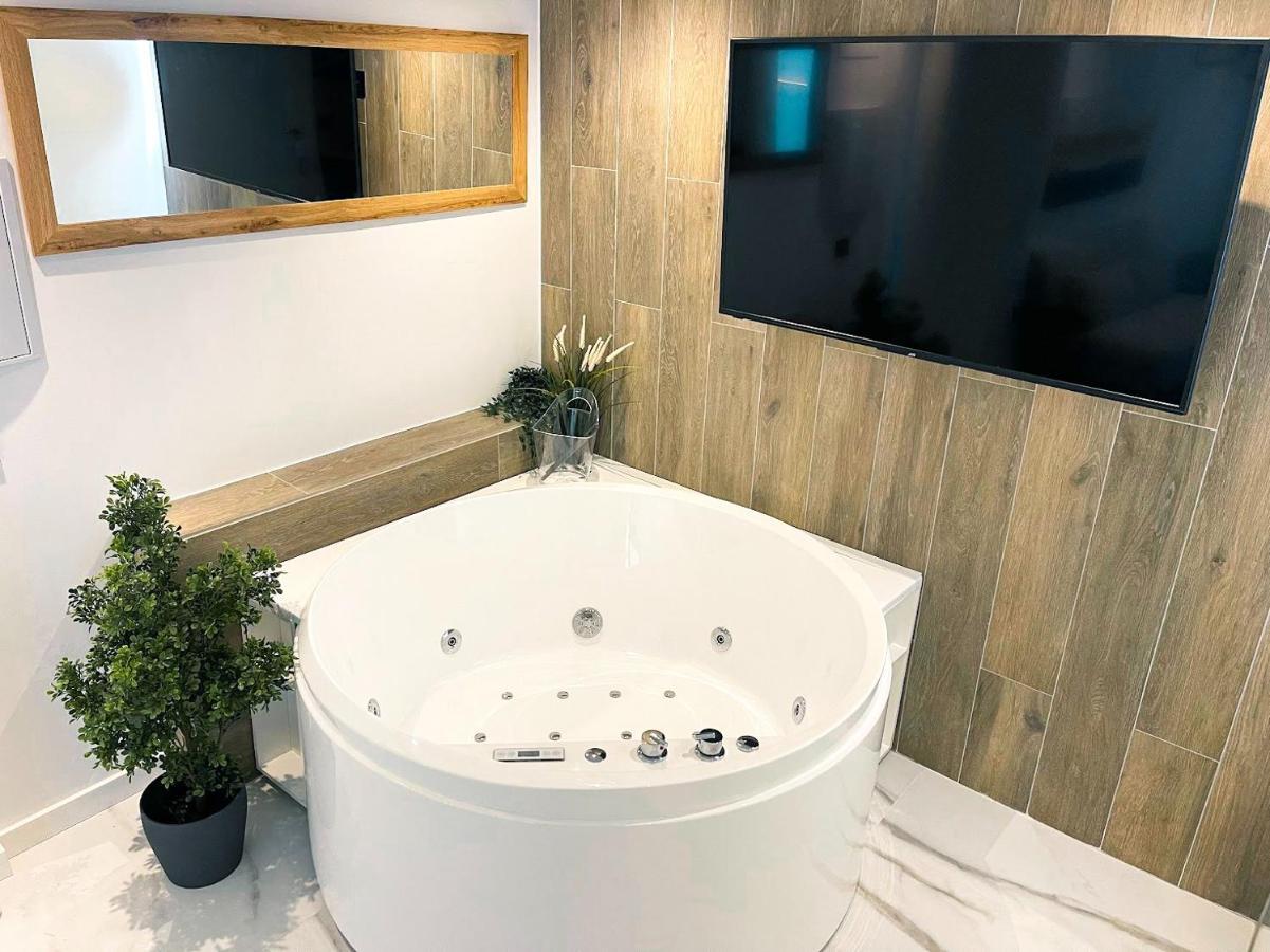 Cordoba Boutique Vv Con Jacuzzi Apartment ภายนอก รูปภาพ