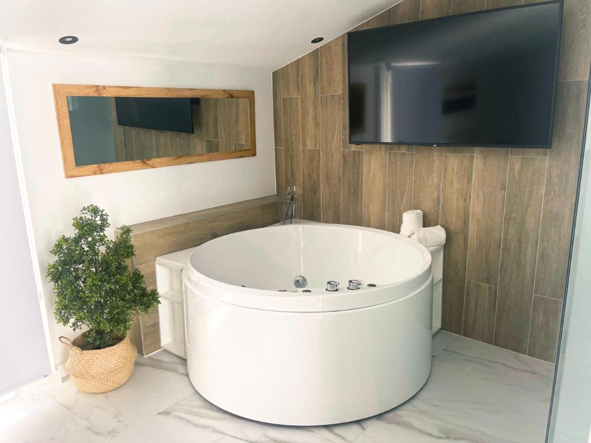 Cordoba Boutique Vv Con Jacuzzi Apartment ภายนอก รูปภาพ